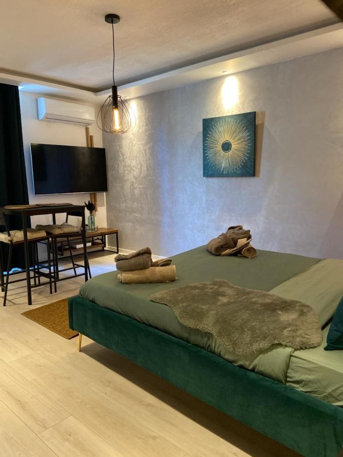 Appartement La Splenzia Spa Jacuzzi Wifi Clim أفينيون المظهر الخارجي الصورة